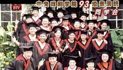 小小红娱乐吃瓜说,小小红娱乐吃瓜说背后的网络红人现象