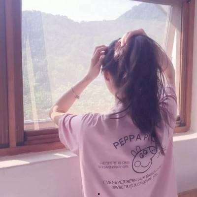 娱乐吃瓜酱背影头像女,揭秘娱乐吃瓜酱背后的神秘女生