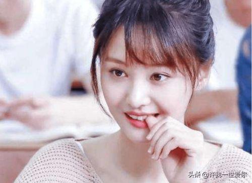 娱乐吃瓜小妹子,吃瓜小妹子的幕后故事