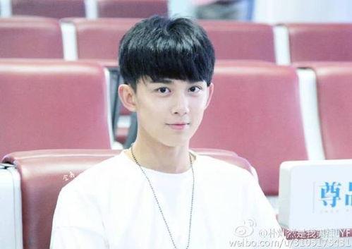 娱乐吃瓜猫吴磊,童星成长记，娱乐圈的清流与实力派