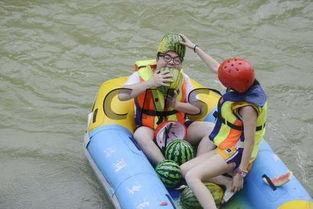 吃瓜看戏水上娱乐视频